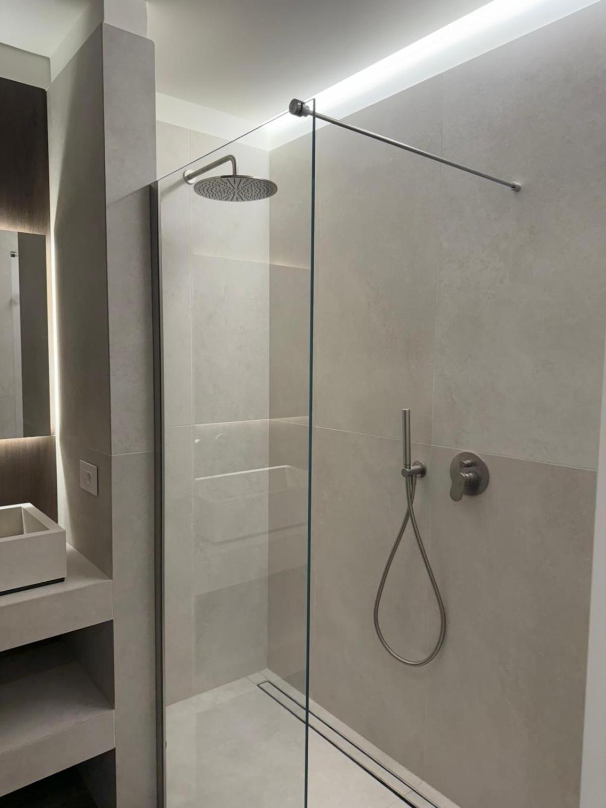 Ando'S Boutique Apartment Mediolan Zewnętrze zdjęcie